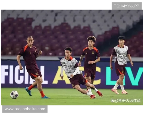 中国男足世预赛迎关键一战主帅调整阵容冲击出线希望球迷期待升温