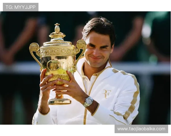 网球赛事激战正酣 大坂直美逆转胜出 费德勒宣布退役计划引发热议